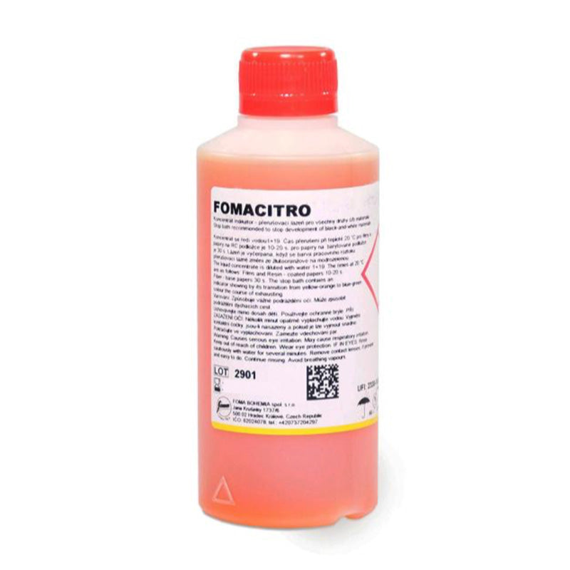 Solutie Foma Fomacitro Stop Fomacitro 250ml pentru conservarea filmului fotografico, în sticlă de 250ml, vizibil în imagine.