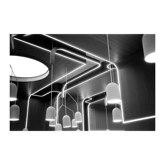 Film Fomapan Classic 100 de 35mm, imagine în tonuri de gri, pentru fotografii alb-negru de înaltă calitate.