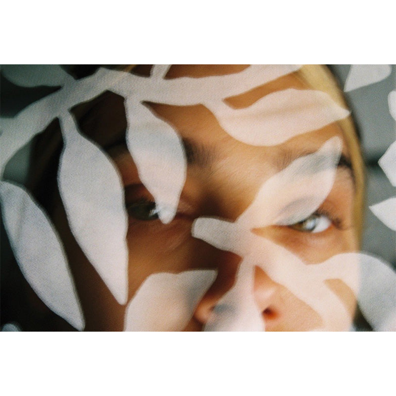 Film de 35mm Candido 200, imagine color vibrant și detaliate, ideal pentru fotografie analogică.
