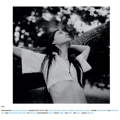 Exemplu de film Foma Ortho 400 35mm, cu ambalaj și etichetă, utilizat pentru fotografiere ortopedică, expirare 04/26