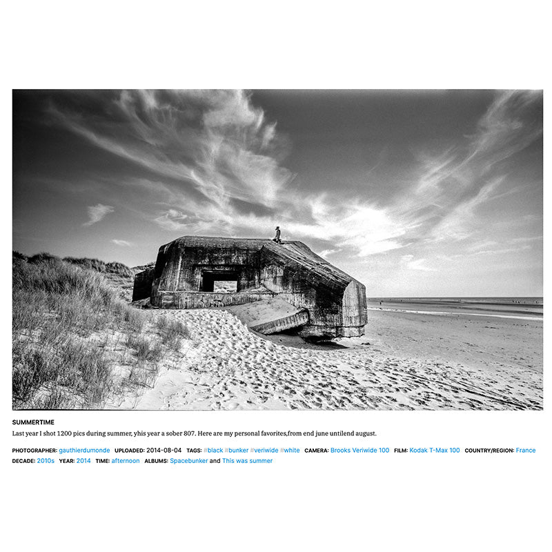 Film negativ Kodak T-MAX 100 35mm, imagine cu o fotografie de probă pentru filmare în alb-negru.