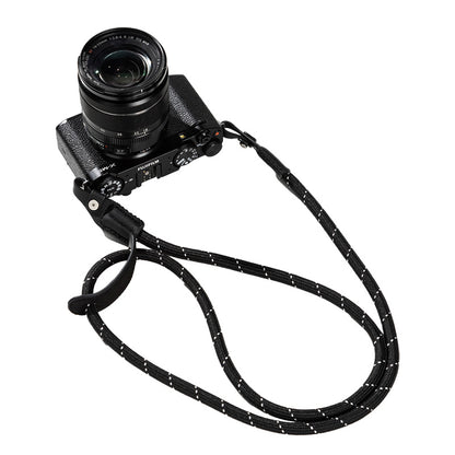 Curea de umăr universală SmallRig Braided pentru cameră, design negru și întărită, pentru confort și durabilitate.