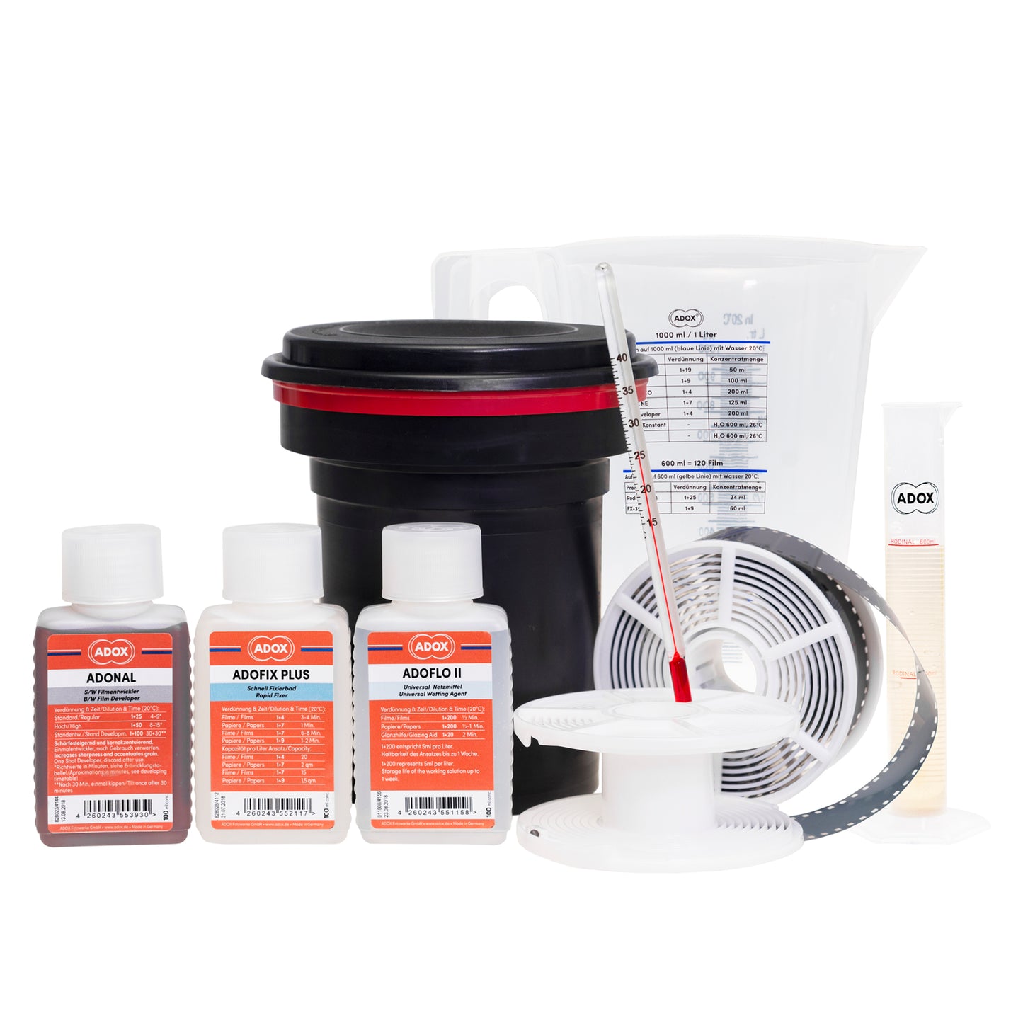Kit de starter pentru developare film alb-negru NEGATIVESCU, ideal pentru începători, include materiale pentru procesare fotografii.